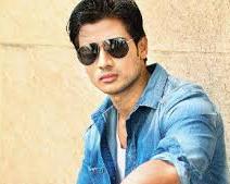 shiv-pandit-bollywood-06092013